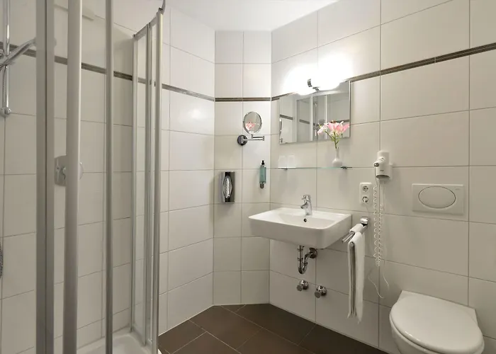 Hotell Arthotel Ana Gallery 3*