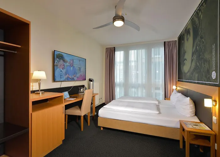 Отель Arthotel Ana Gallery 3*