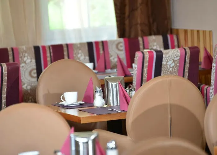 Hotell Arthotel Ana Gallery