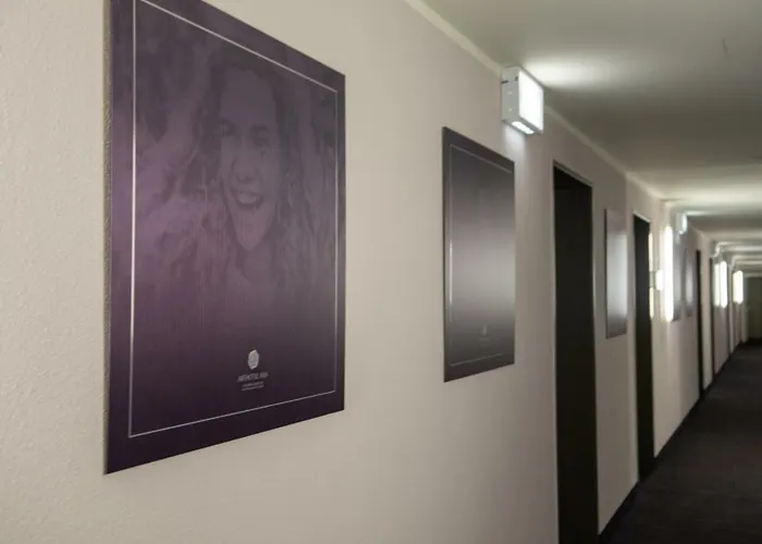 Отель Arthotel Ana Gallery 3*