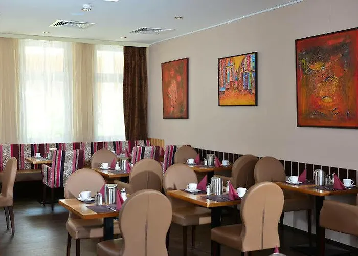 Arthotel Ana Gallery Отель 3*